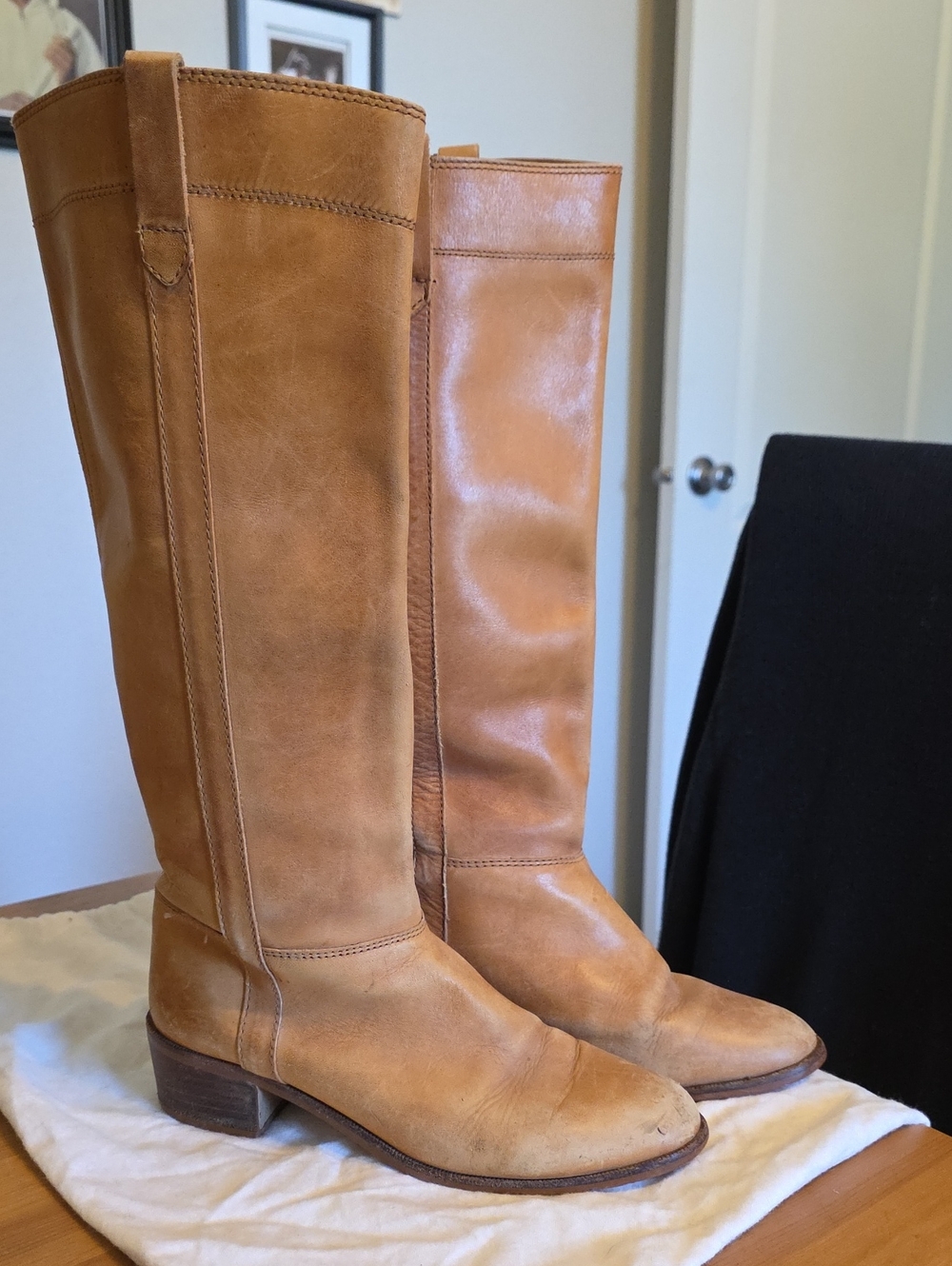 Vintage Classic Tall Leather Riding Boots in Tan